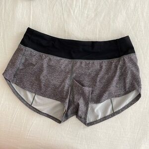 Lululemon Speed Up Low Rise Shorts 2.5”